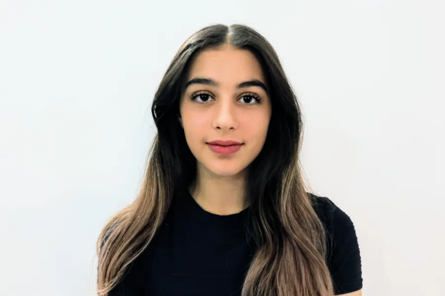 Amalia Baker is an emerging dancer, choreographer and mentor who has made a significant contribution to Darwin's youth dance community. 
